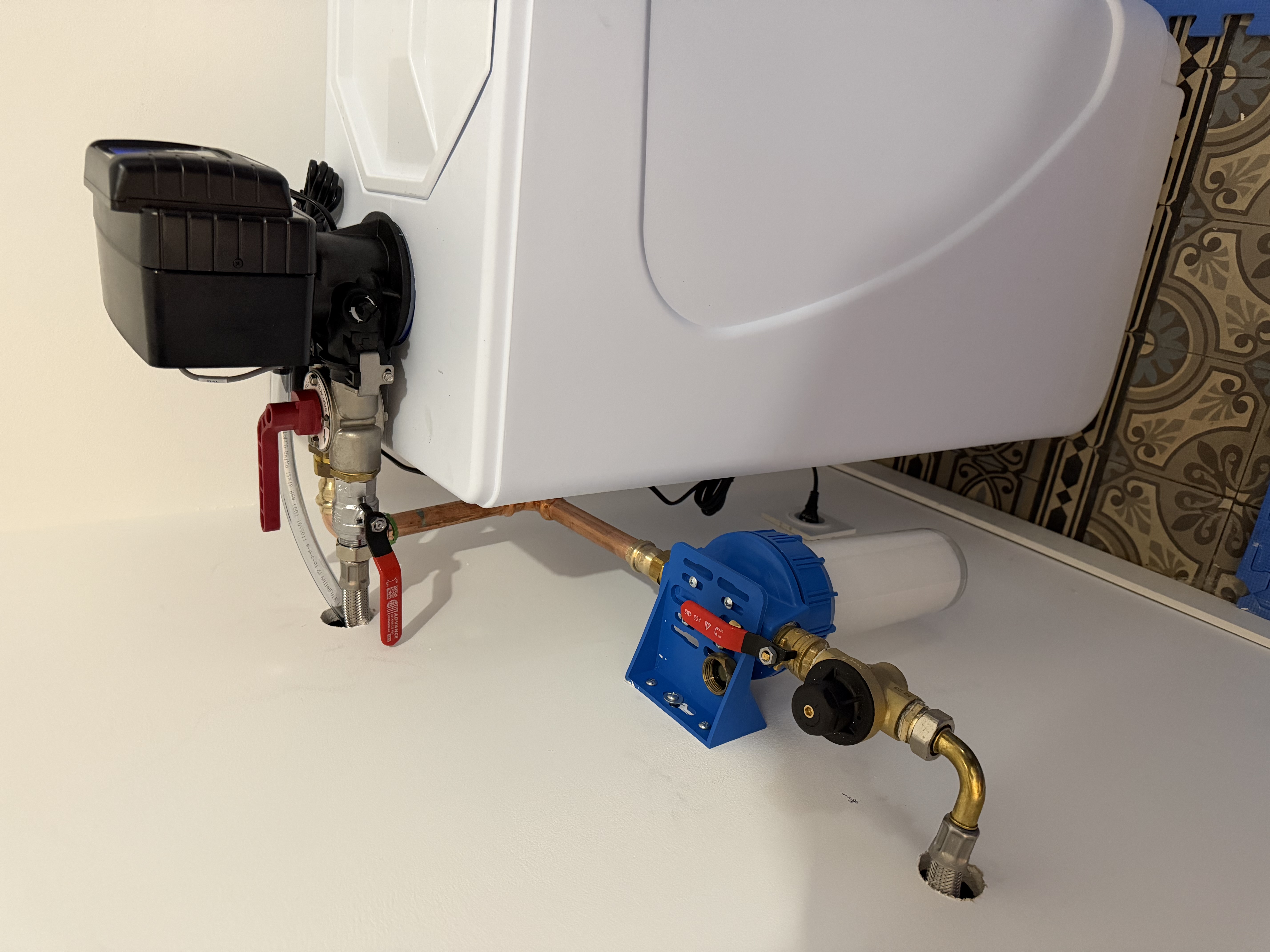 Installation adoucisseur complète vue ensemble - Denain